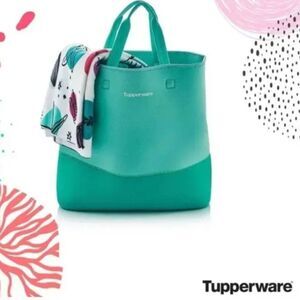NWT Tupperware Green Neoprene Tote Bag